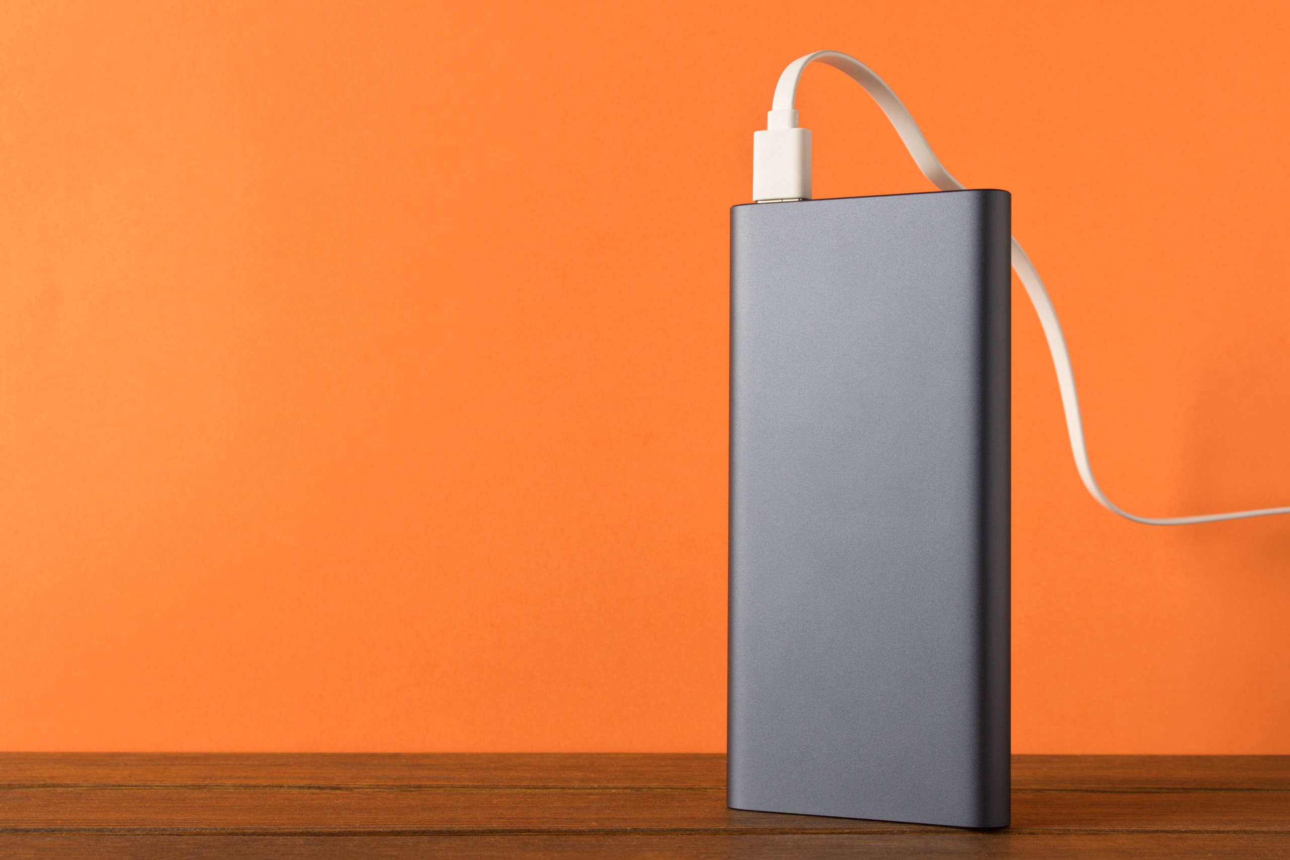 Chemical Breakthrough Could Double Down on Battery Longevity Without Redesigning Cells