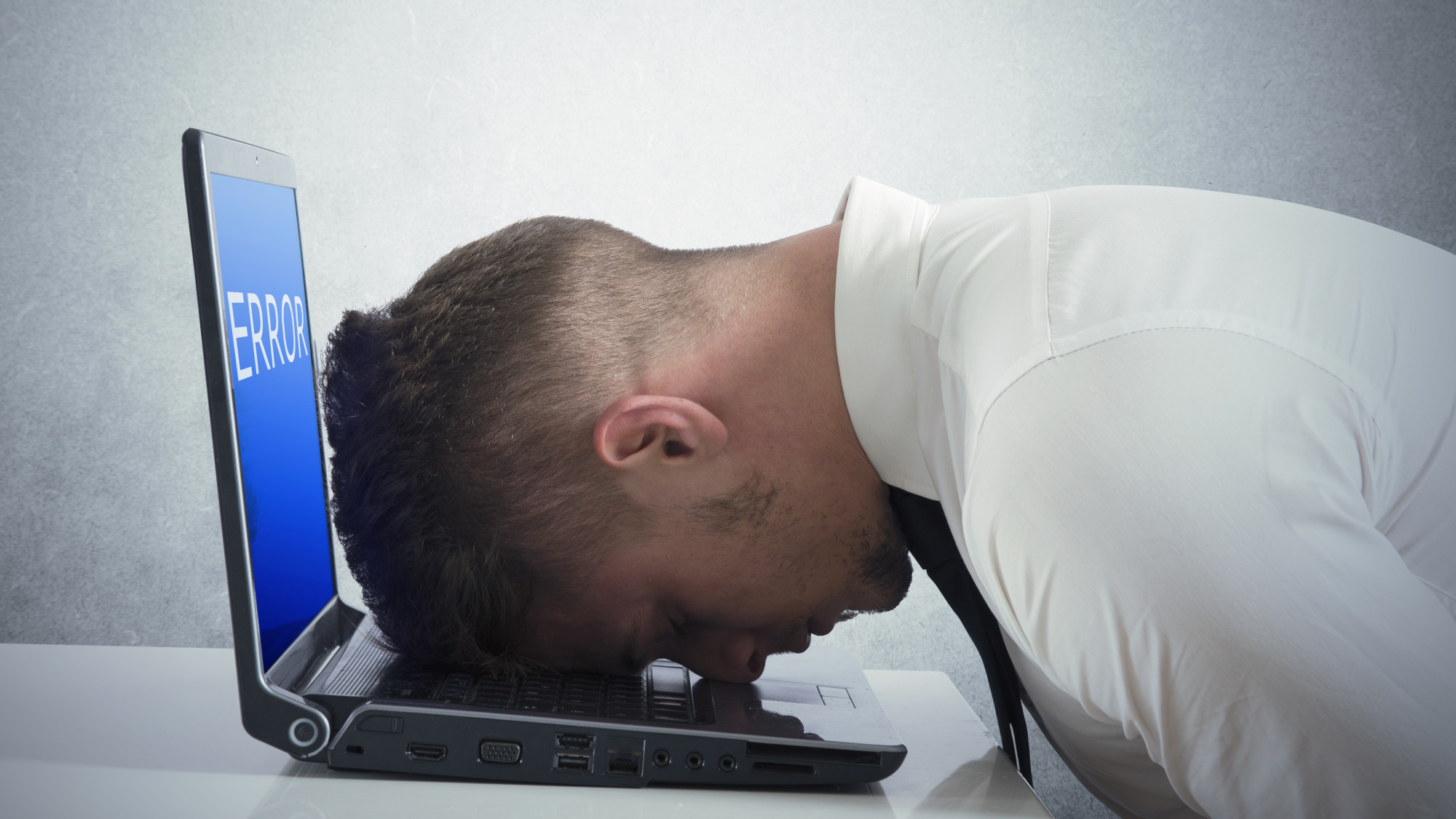 Windows 11 Update KB5074109 Disrupts Classic Outlook—Here’s How to Fix It Now