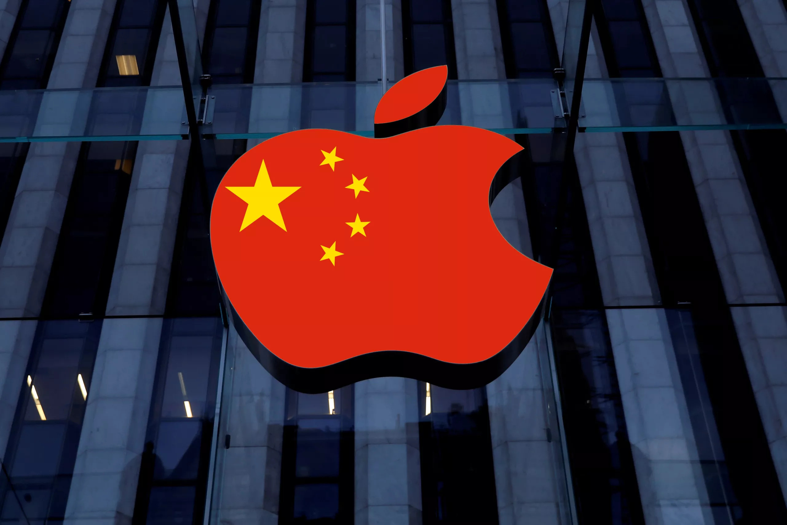 Apple Stands Alone: Only Brand Growing in China’s Slumping Smartphone Market