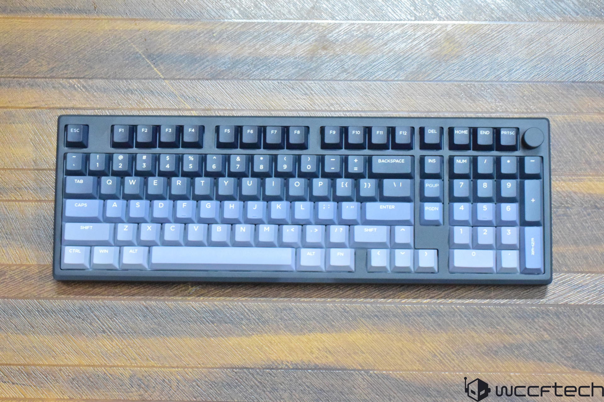EPOMAKER Galaxy 100 Lite: A Mid-Range Keyboard That Feels Like a Premium Investment