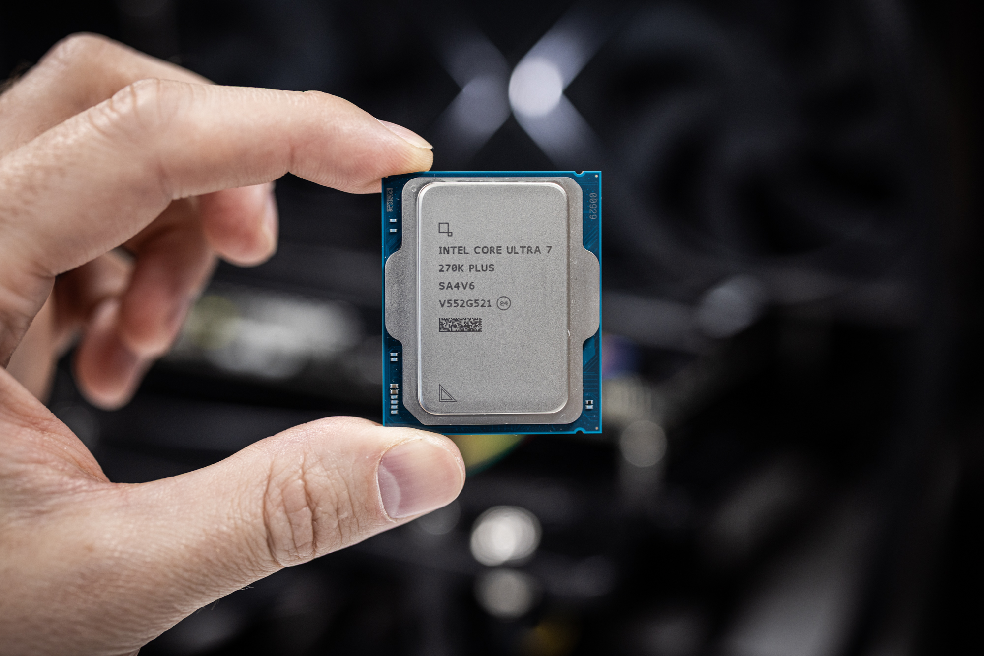 Intel Core Ultra 7 270K Plus: A Risky Bet for Enterprise Adoption