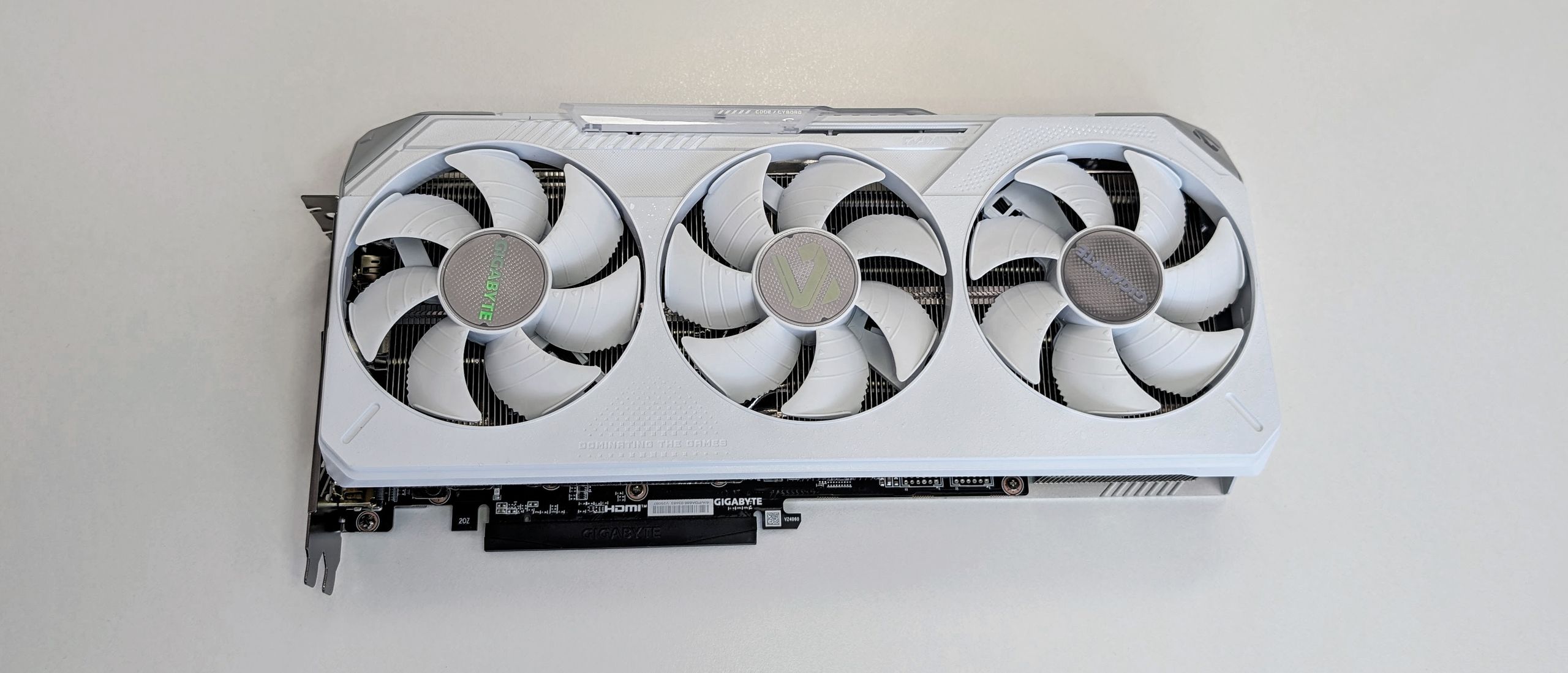 RX 9070 XT: A High-Performance GPU with Efficient Cooling