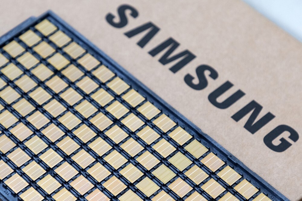 Samsung Rewrites the Rules for High-Bandwidth Memory in AI Chips