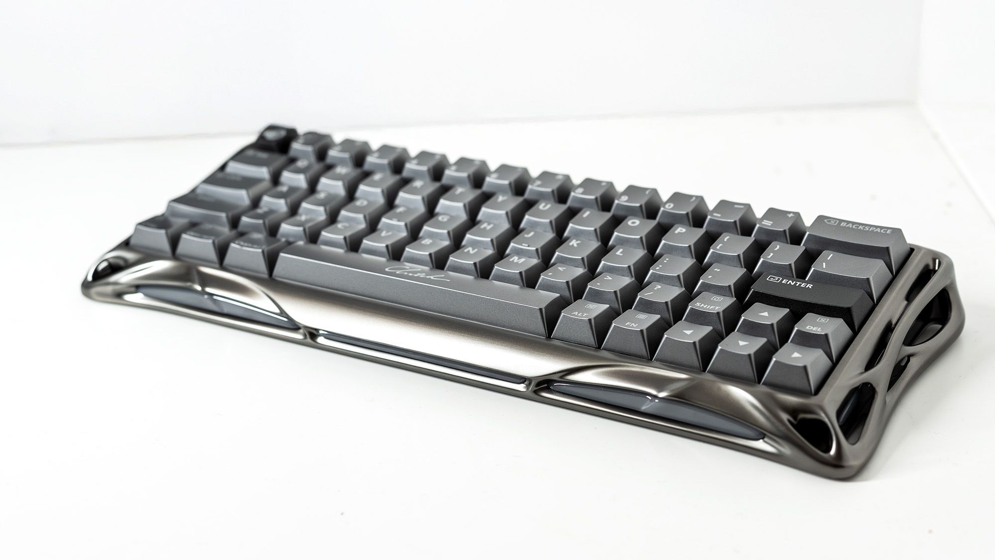 The Mercury V60 Pro: A Keyboard That Defies Conventional Design