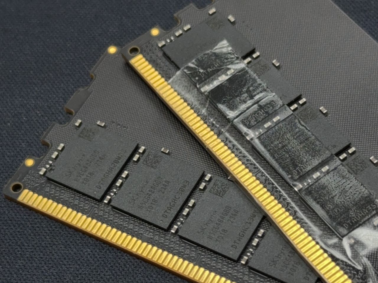 HUDIMM DDR5: The Double-Edged Sword of High-Density Memory