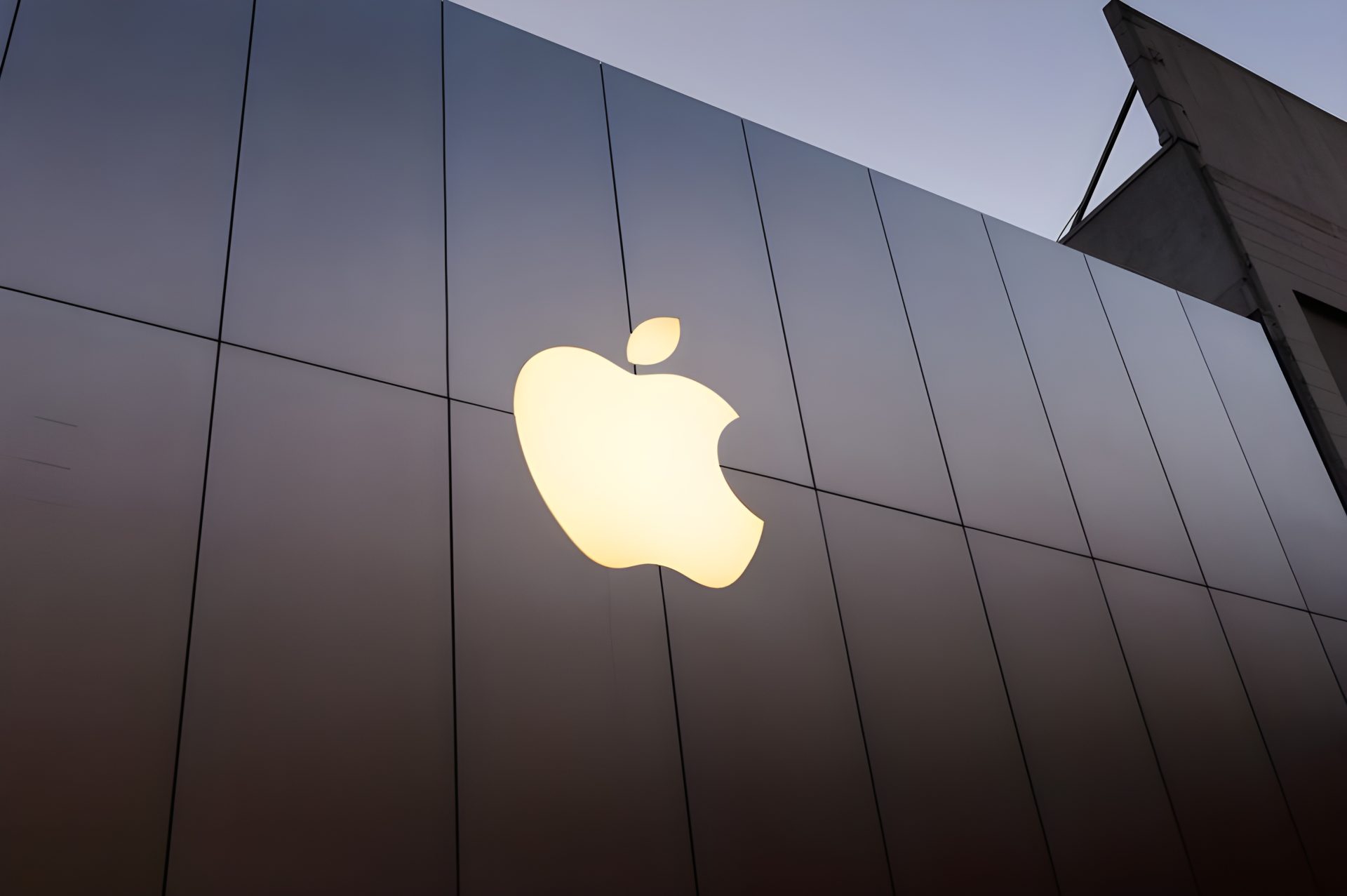 Apple's LPDDR5 Stockpile: A Strategic Move That Could Reshape the Smartphone Market