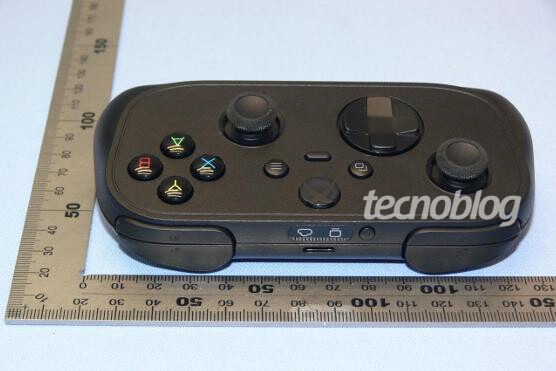 Microsoft Introduces a Compact Cloud-Focused Controller