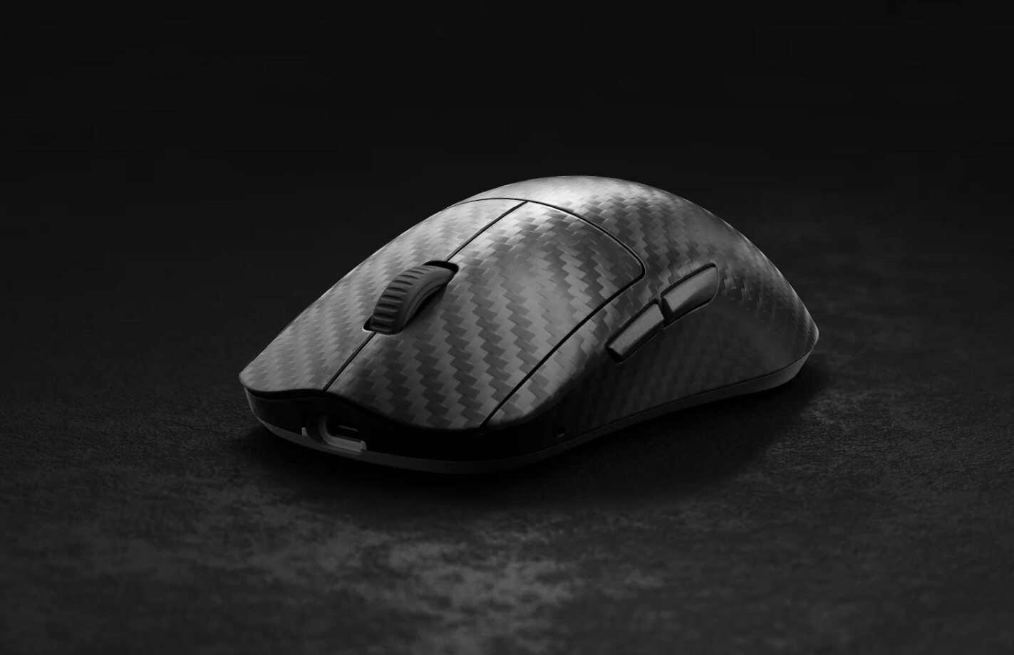 Mionix Reenters Market with $300 Carbon Fiber Wireless Mouse