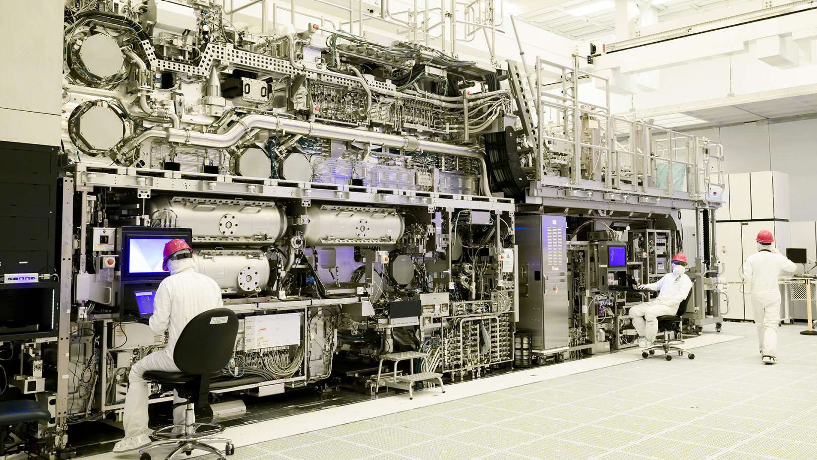 ASML’s EUV Machines: A Geopolitical Flashpoint for Semiconductor Supply Chains