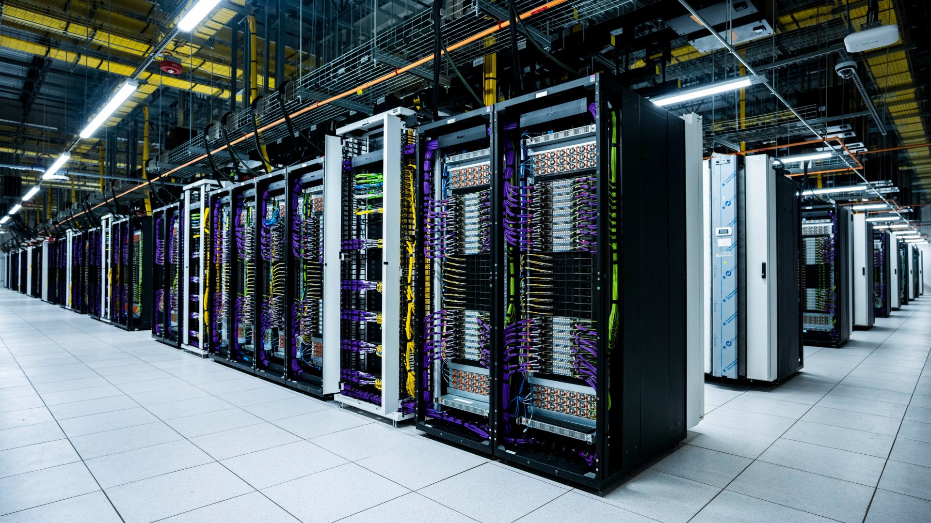 Google's AI Compute Shift: A Strategic Pivot for Data Centers