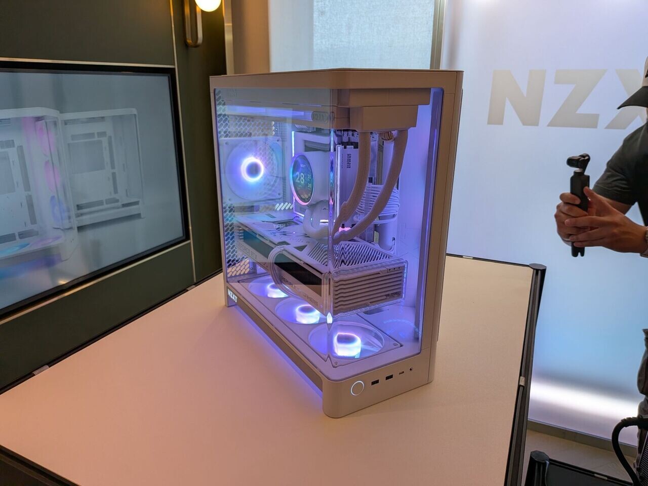 NZXT's New H6 Case Reimagines Mid-Tower Design with Dual Chambers and Smooth Aesthetics