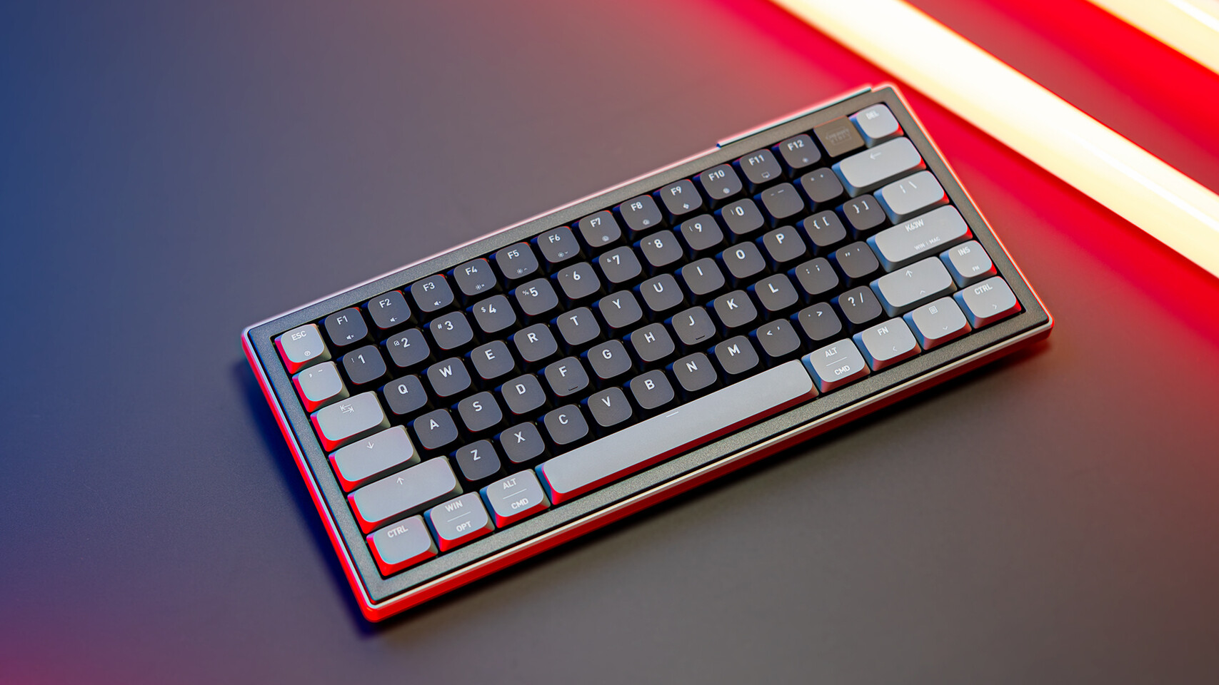 The Wireless Gaming Keyboard That Finally Kills the Wired Advantage
