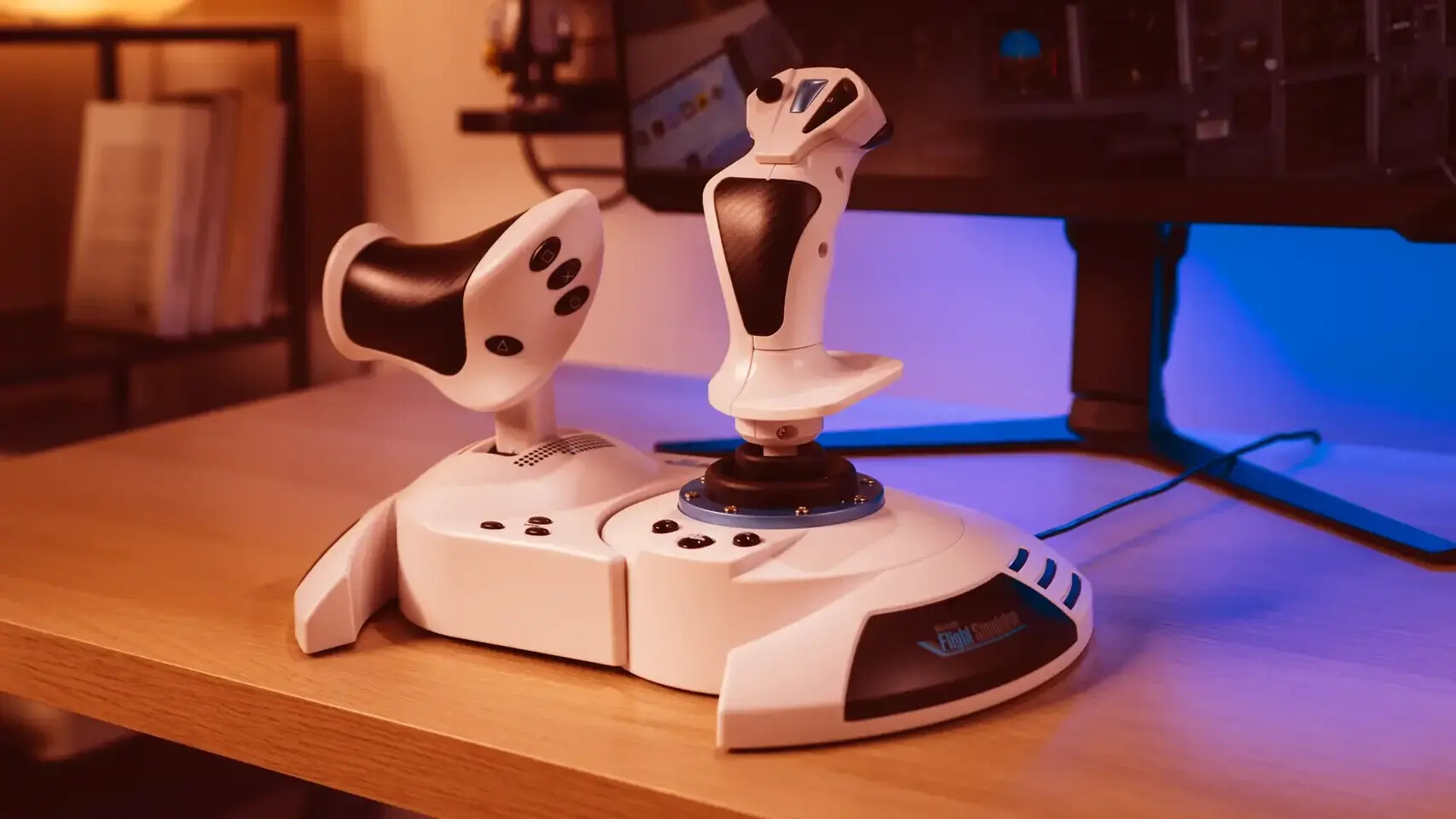 Thrustmaster Elevates Flight Simulation with 16-Bit Precision Control